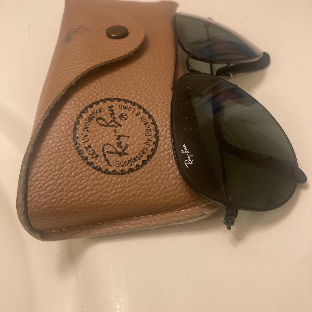 Vintage classic  authentic RayBan Sunglasses